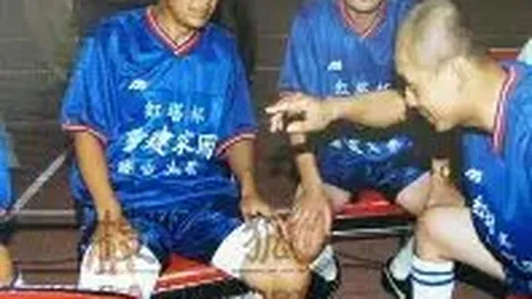 周琦黯淡，关键夜改战术，9分爆发创非凡非王奶奶时