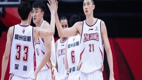 2026年度焦点佛得，彩票平台，角球员世界波绝平，全场观众为之沸腾